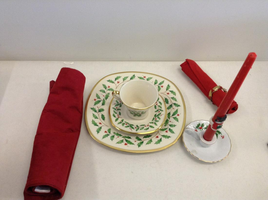 Lenox Holiday square 3 piece place setting in the box (1 of 1)