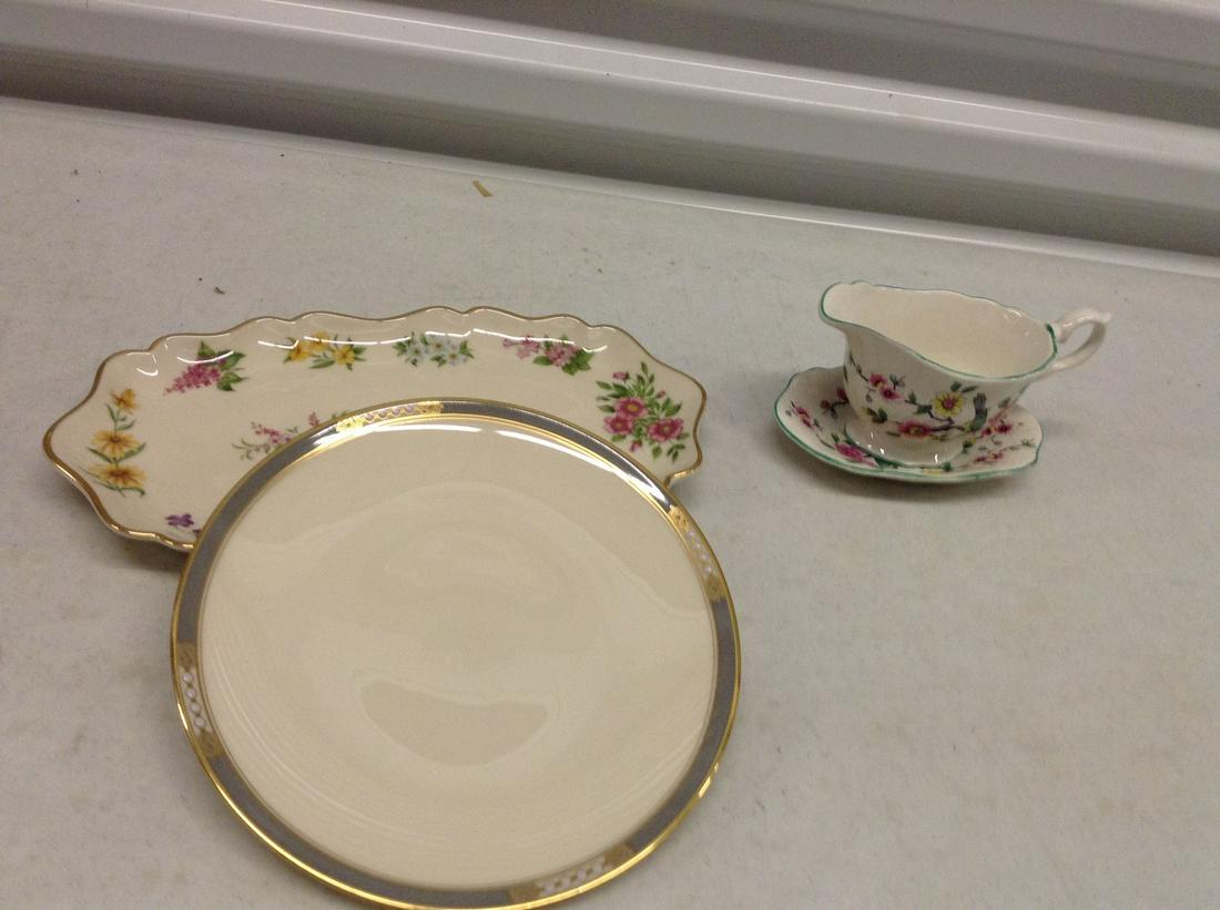 Lot of Two Lenox Platters and Old Foley Gravy Dispenser: Lot of Two Lenox Platters and Old Foley Gravy Dispenser