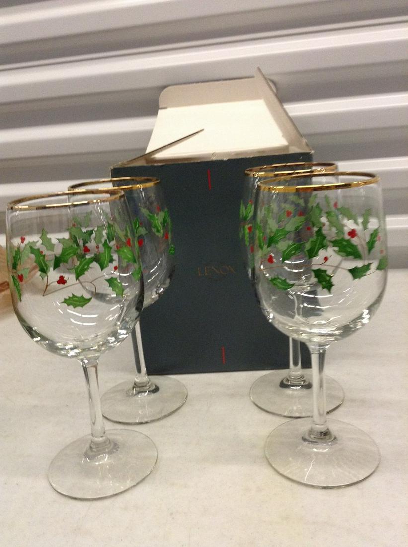 Box of Lenox Wine Glasses: Box of Lenox Wine Glasses