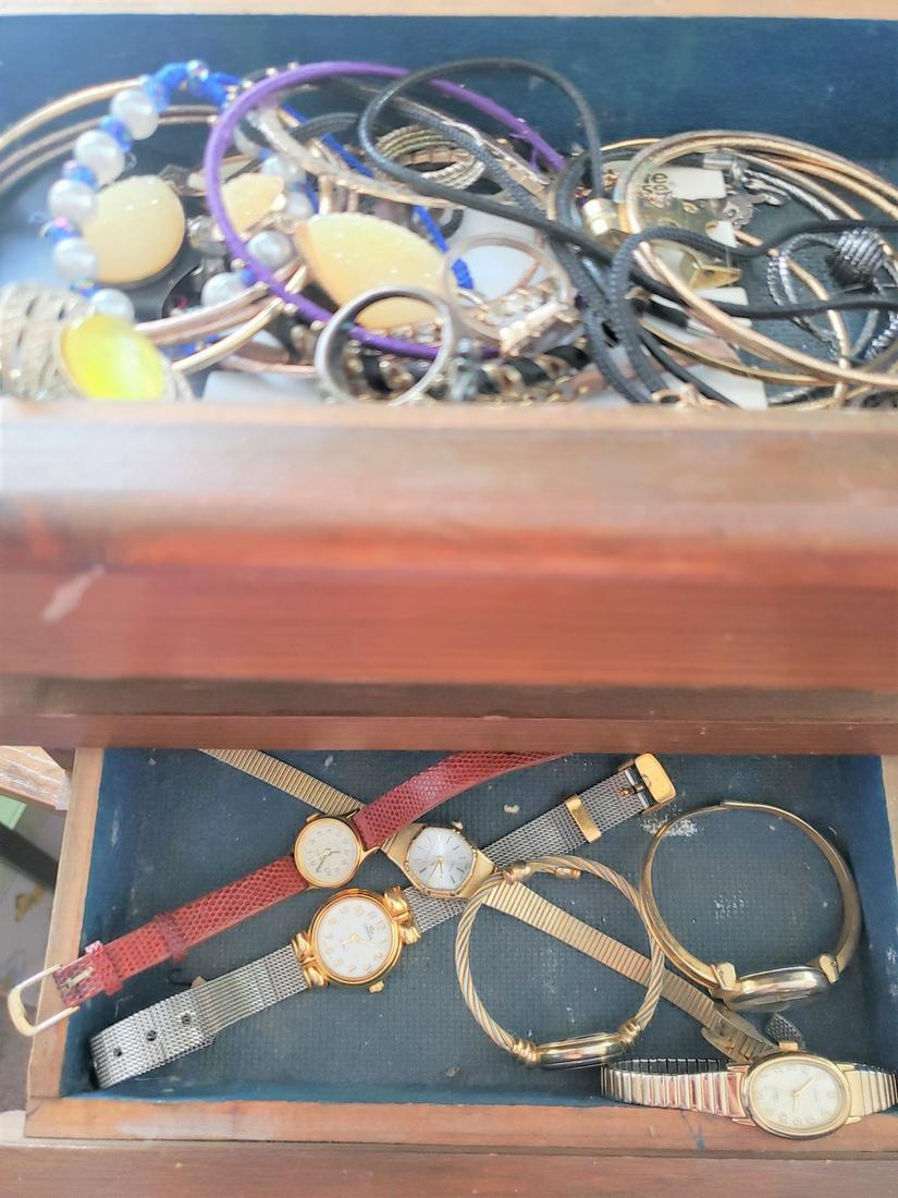 Jewelry box full of vintage/costume jewelry w/watches (1 of 1)