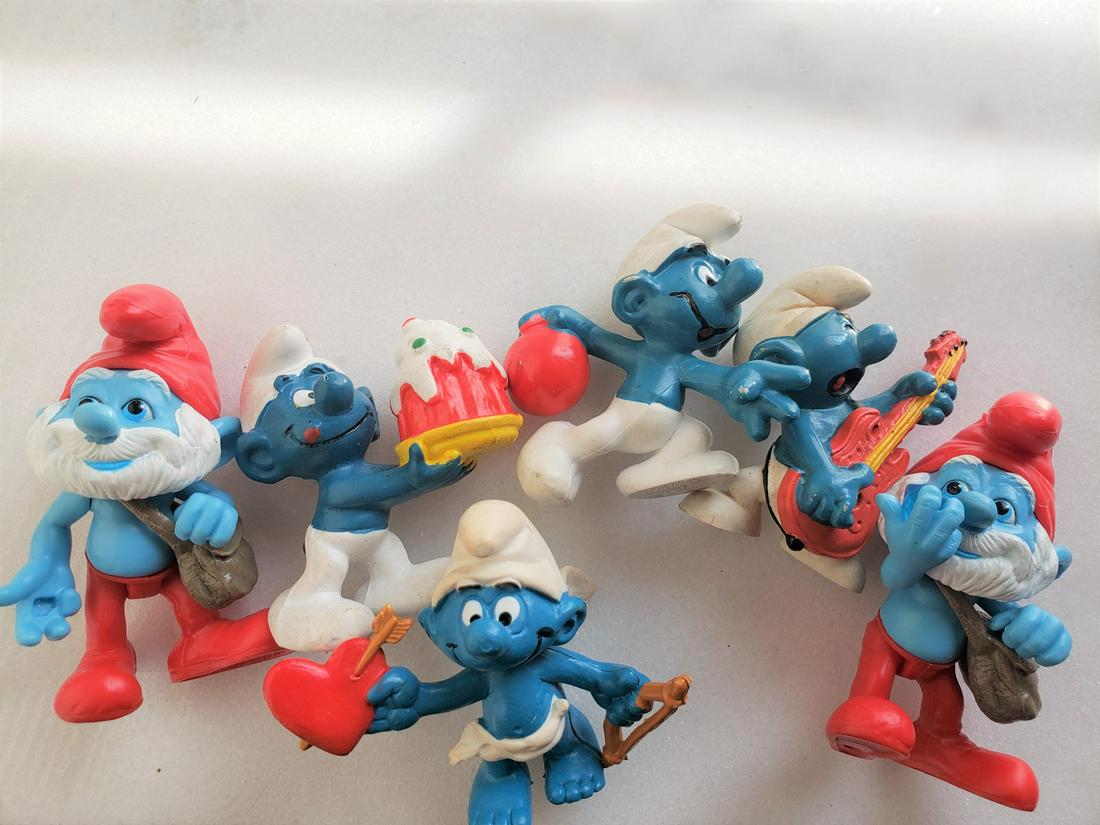 Lot of 1970's smurf figures (1 of 1)