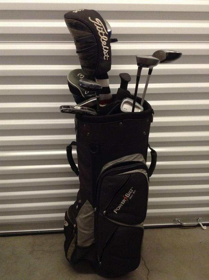 Power Blitz Golf Bag with Various Golf Clubs: Power Blitz Golf Bag with Various Golf Clubs