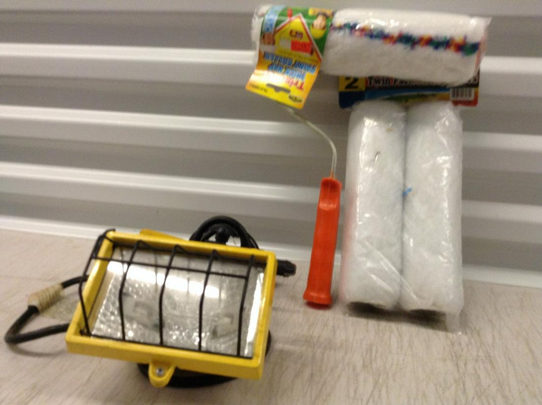 Trisonic Paint Rollers and Portable Work Light (1 of 1)