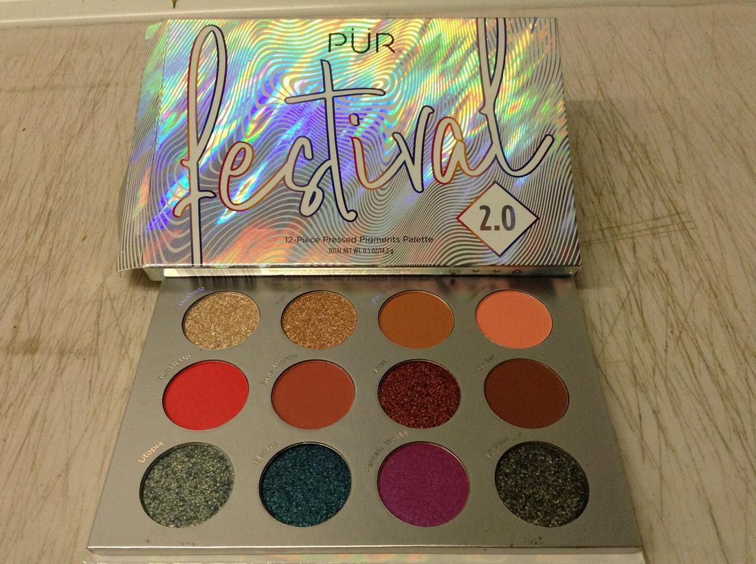 Pur festival 12-Piece Pressed Pigments Palette: Pur festival 12-Piece Pressed Pigments Palette