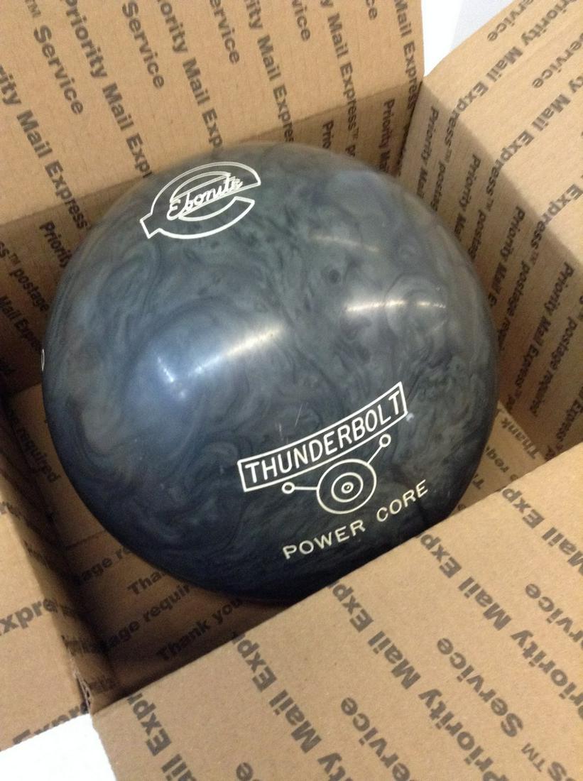 Ebonite Thunderbolt 16lb undrilled bowling ball (1 of 1)