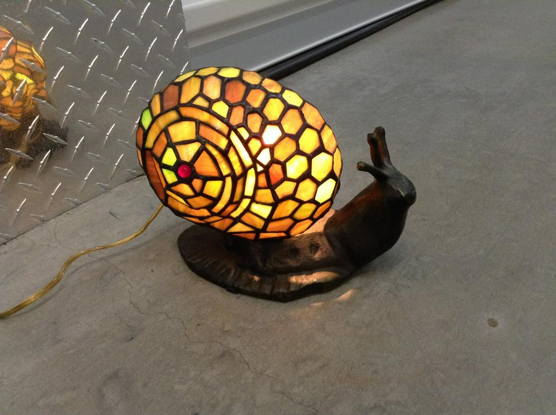 Snail Lamp 7" tall - Works! (1 of 1)