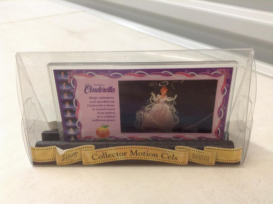 Walt Disney Collector Motion Cells Cinderella (1 of 1)