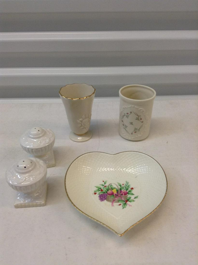Lot of Lenox S&P shakers, heart bowl and vases: Lot of Lenox S&P shakers, heart bowl and vases
