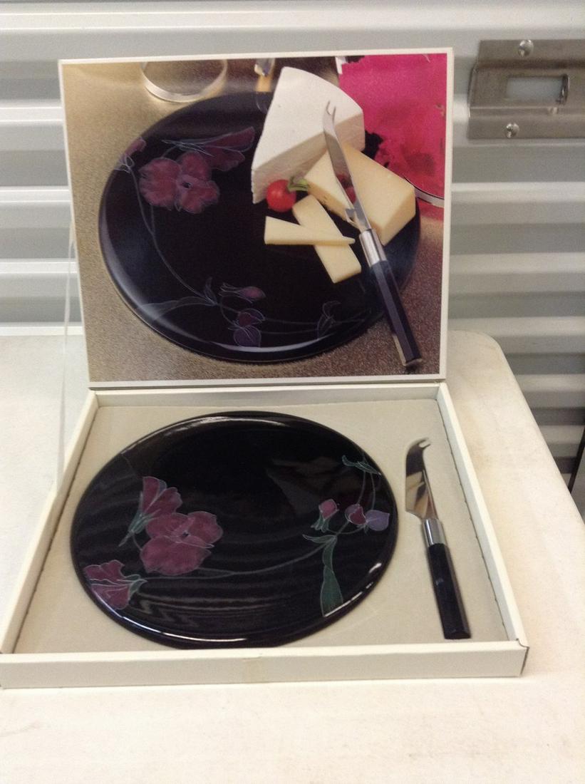 Mikasa cheese plate set new in the box: Mikasa cheese plate set new in the box