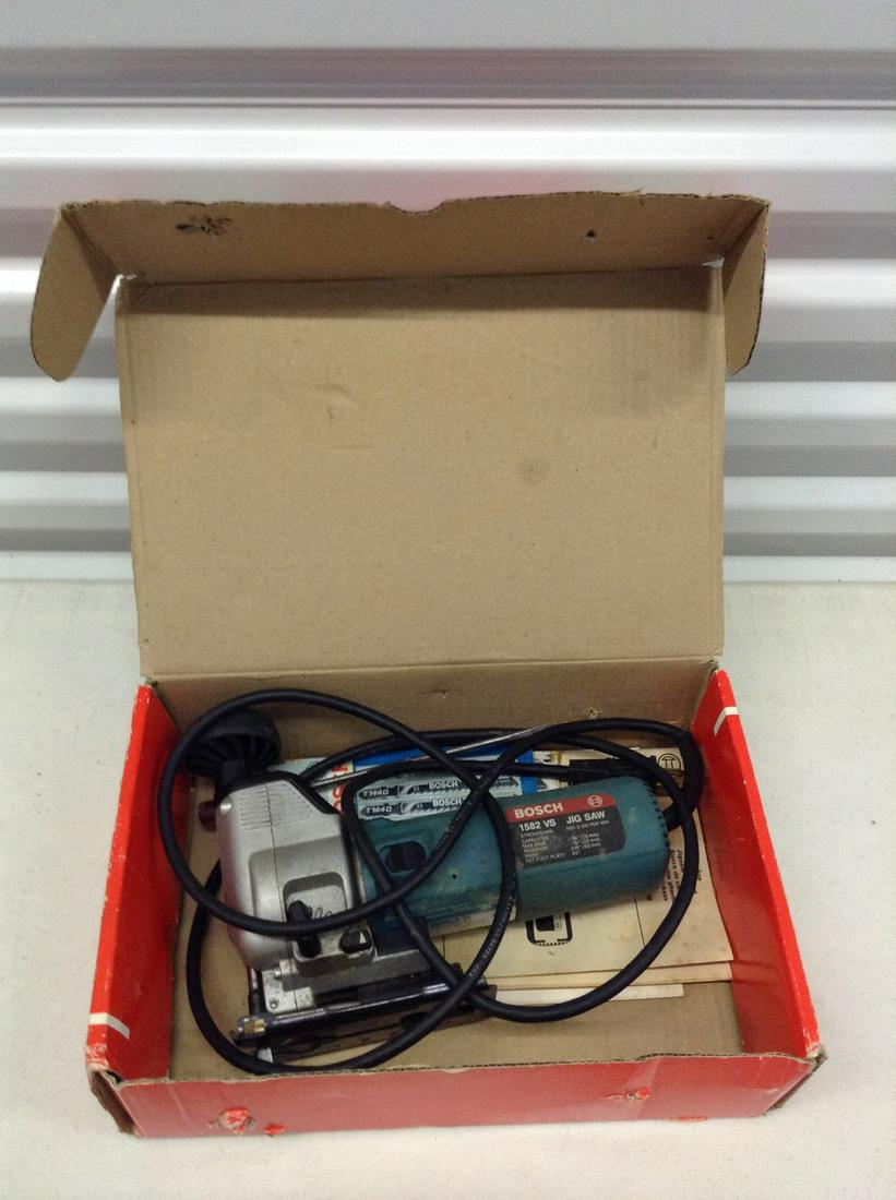 Bosch Jigsaw in box (1 of 1)
