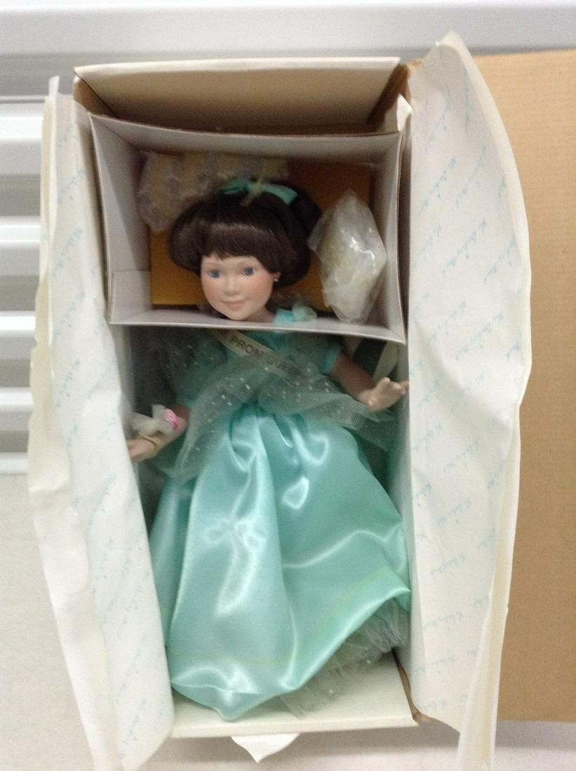 Danbury Mint "Julie" doll NIB (1 of 1)