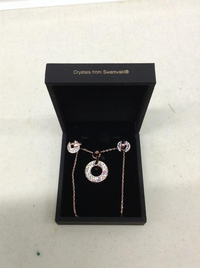 Swarovski Crystal Necklace and earring set NIB (1 of 1)