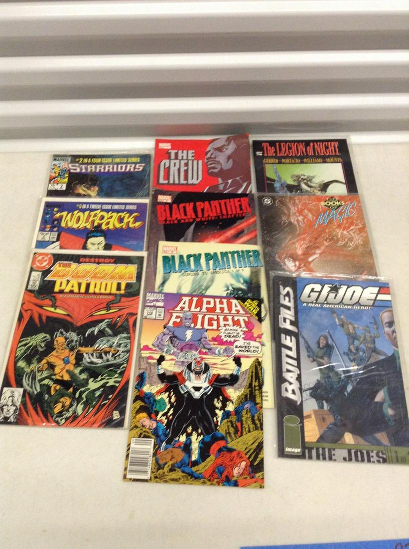 Lot of Various Marvel, DC, and Other Comics (1 of 1)