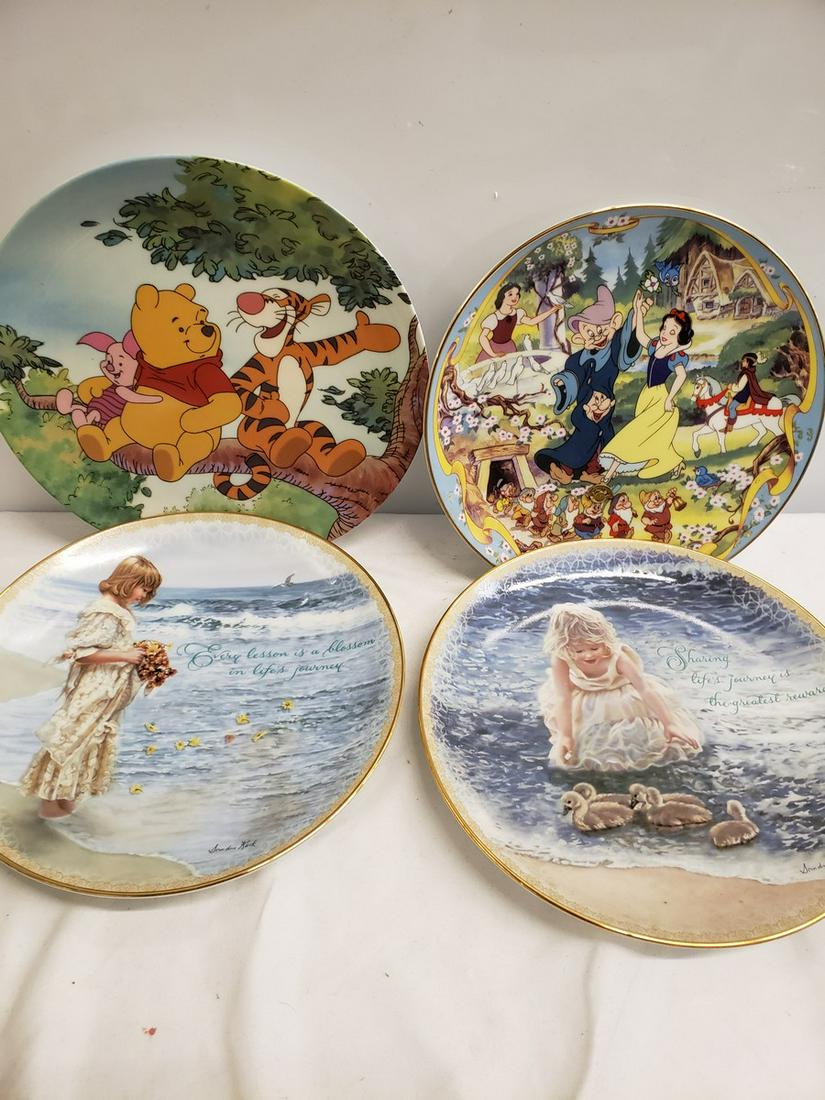 Lot of plates - Winnie the pooh, disney, and more: Lot of plates - Winnie the pooh, Disney, and more