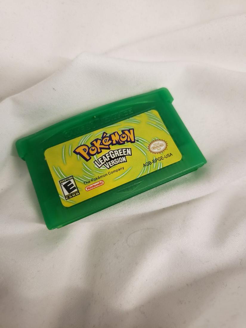 Pokemon Leaf Green version Gamboy Advance game (1 of 1)