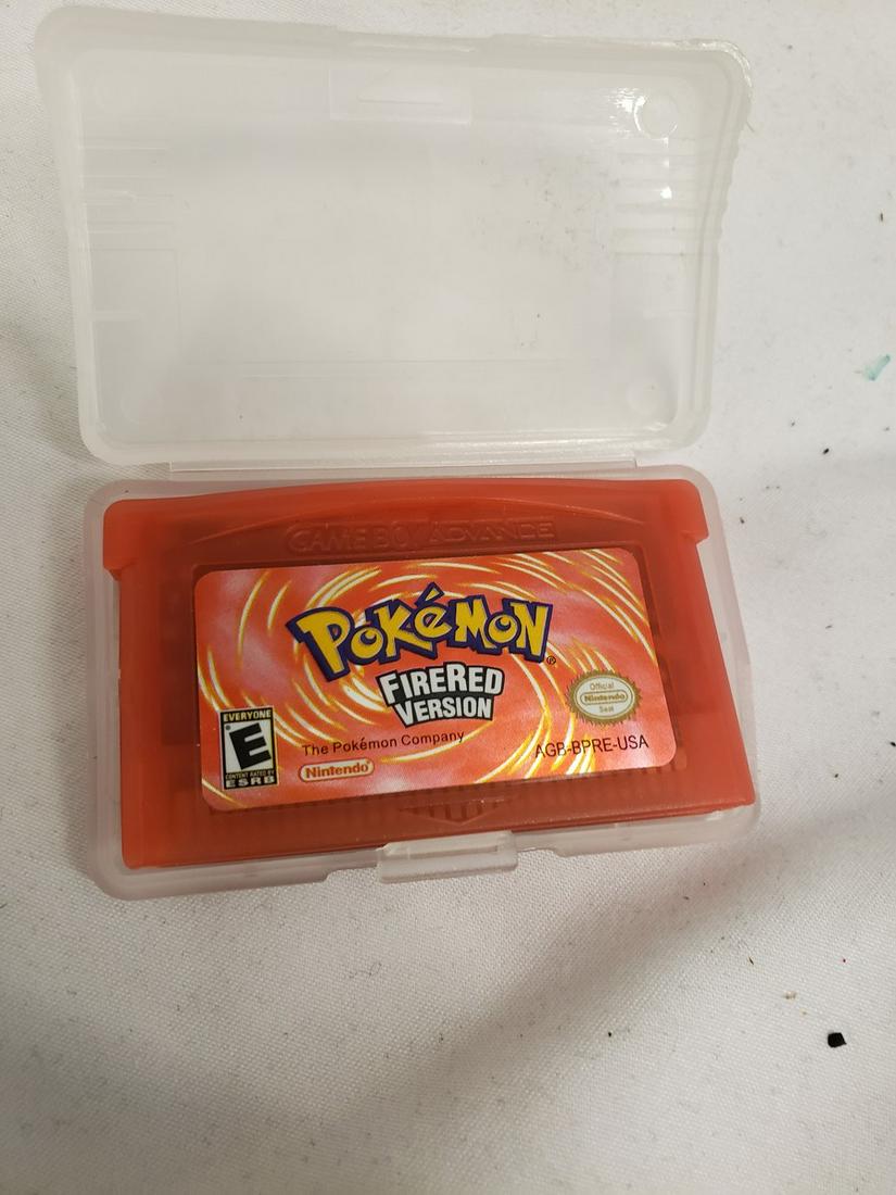 Pokemon Fire Red Vesion Gameboy Advance Game (1 of 1)