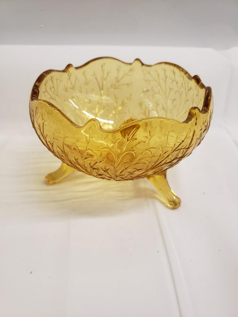 Amber glass dish (1 of 1)