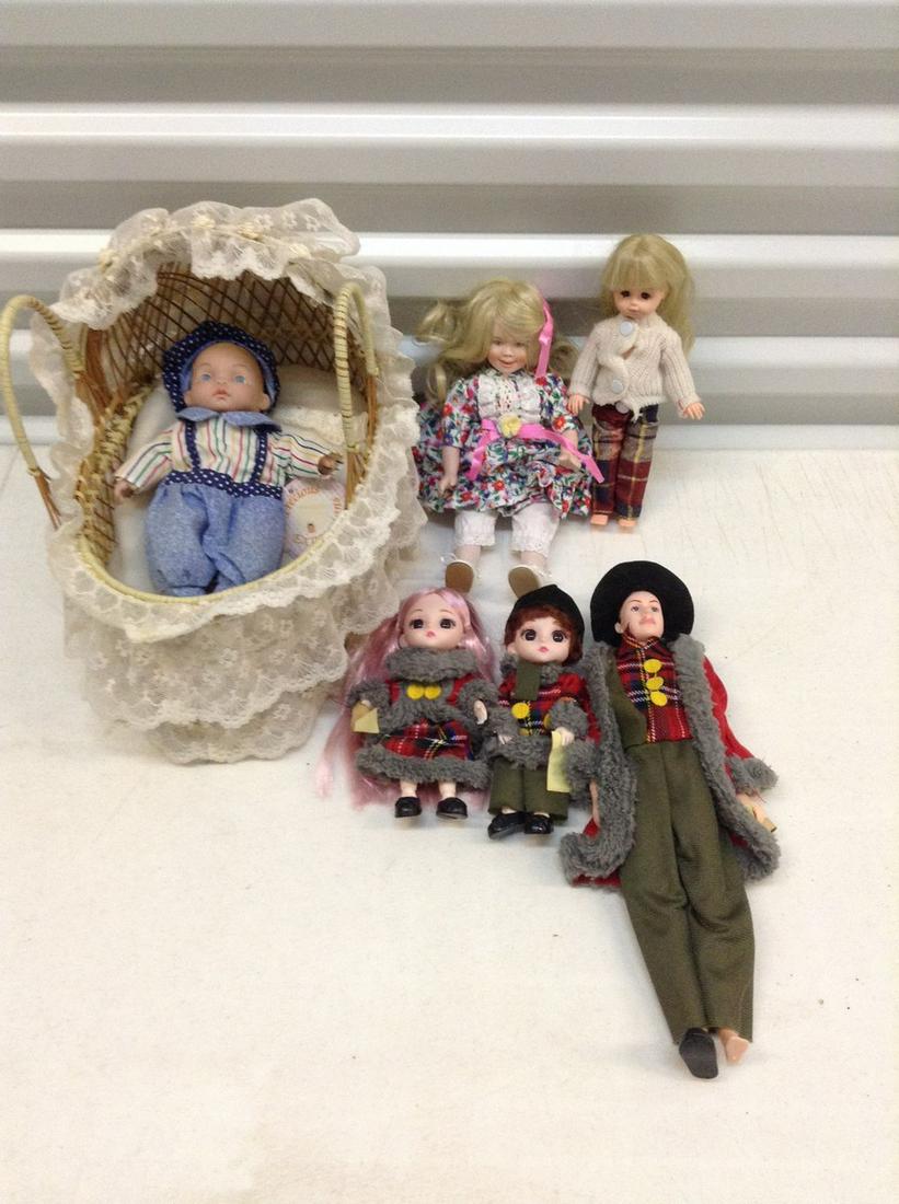 1977 Ginny doll, Goebel doll and more: 1977 Ginny doll, Goebel doll and more