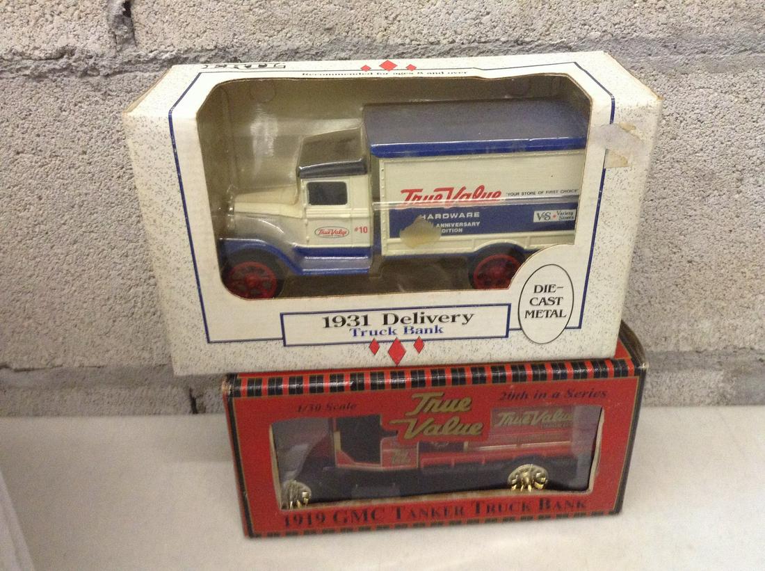 True Value Hardware 1919 GMC Tanker Truck Bank and ERTL (1 of 1)