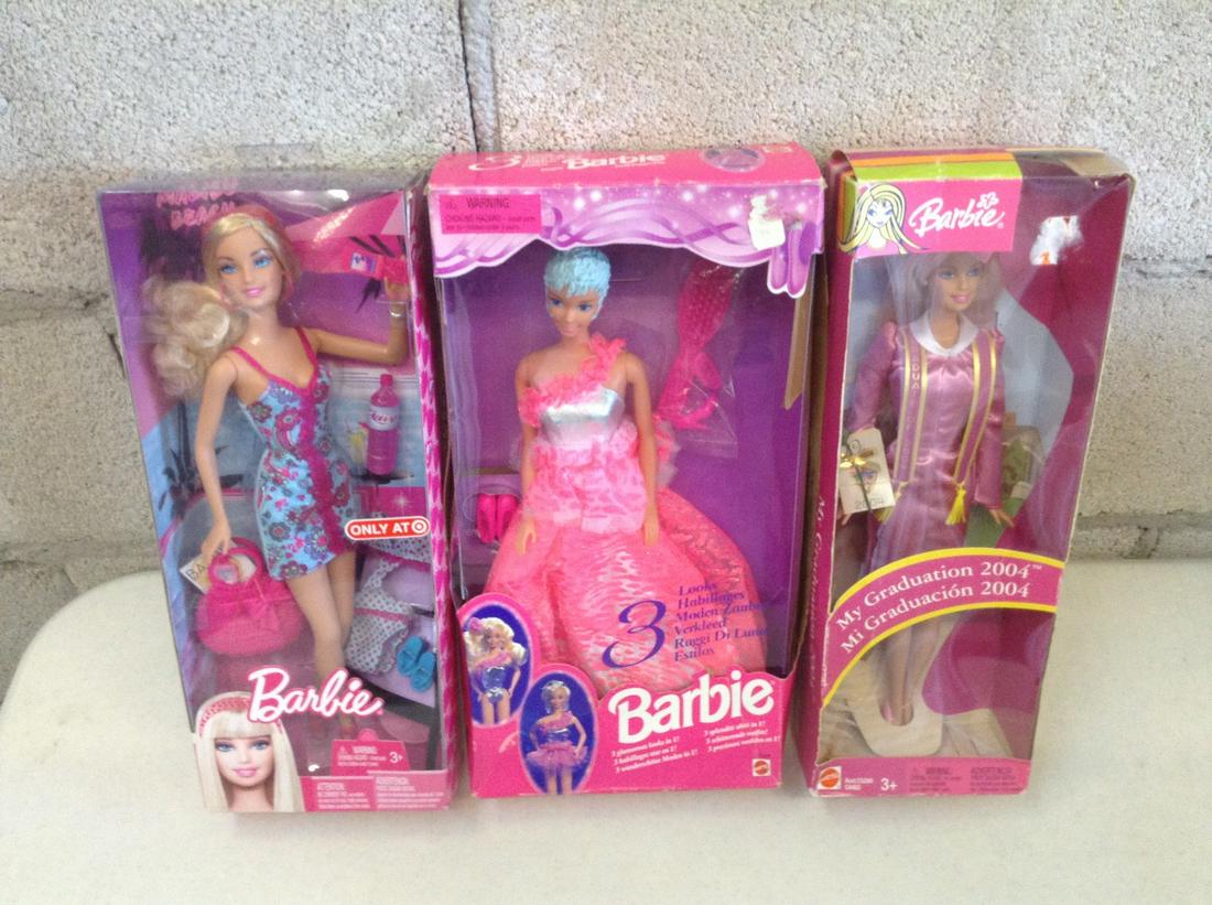 Lot of Barbies NIP: Lot of Barbies NIP