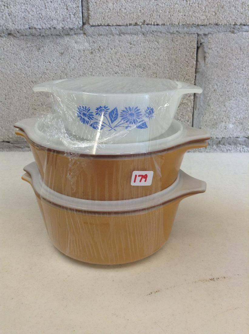 Lot of Pyrex (Scott): Lot of Pyrex (Scott)