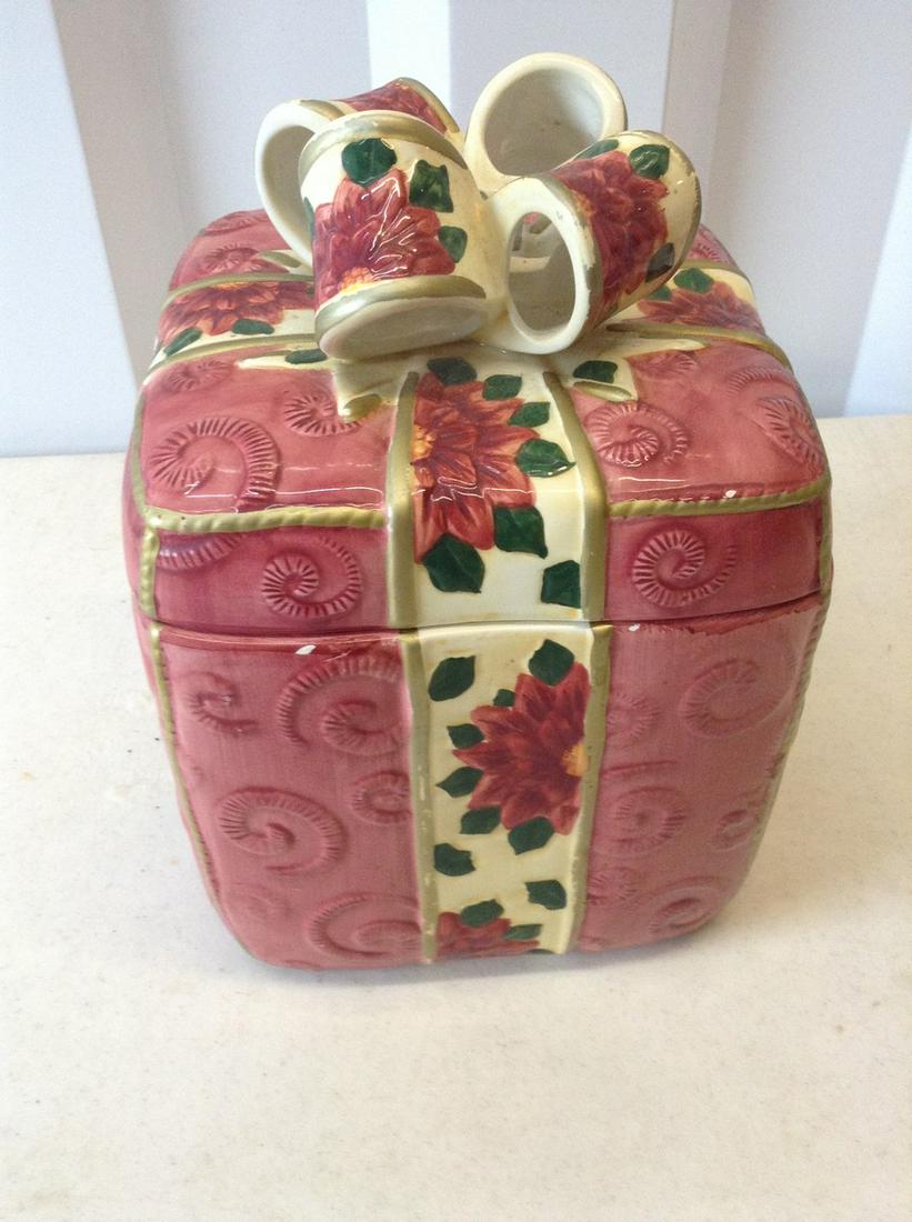 Bazaars World Inc. Present Cookie Jar: Bazaars World Inc. Present Cookie Jar