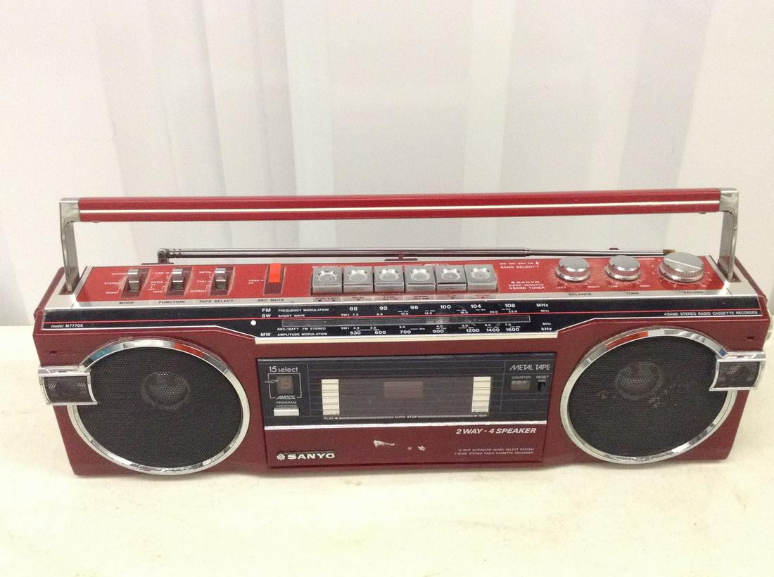 ラジオ・コンポ National TV/RADIO/CASSETTE RECORDER ラジオ・コンポ National TV/RADIO/CASSETTE RECORDER Nippon FS-921