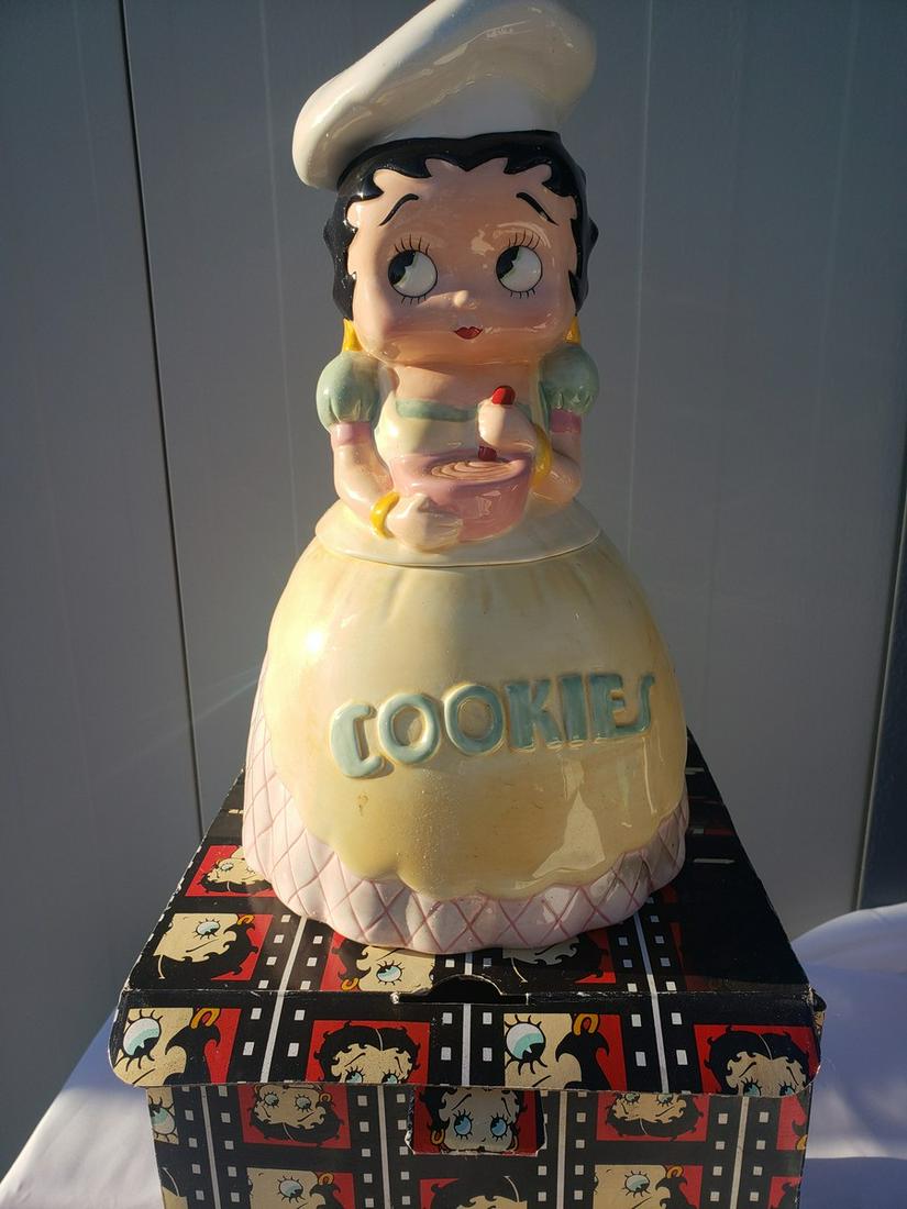 Betty Boop cookie jar - great condition: Betty Boop cookie jar - great condition