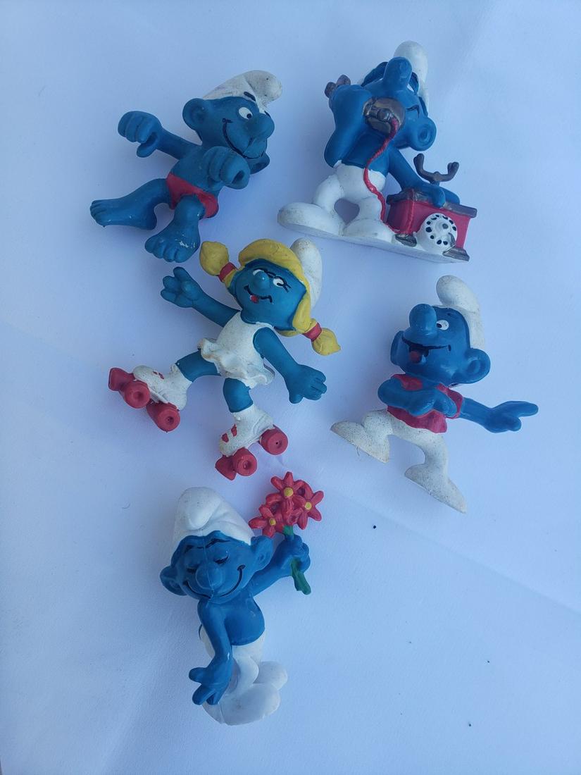 Lot of vintage smurf figures - from 70's and 80's (1 of 1)