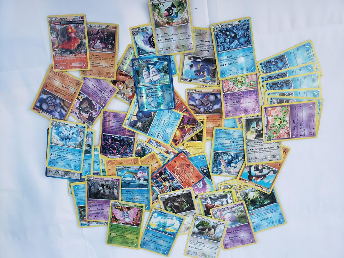 Lot of Pokemon cards - Foil and non foil (1 of 1)