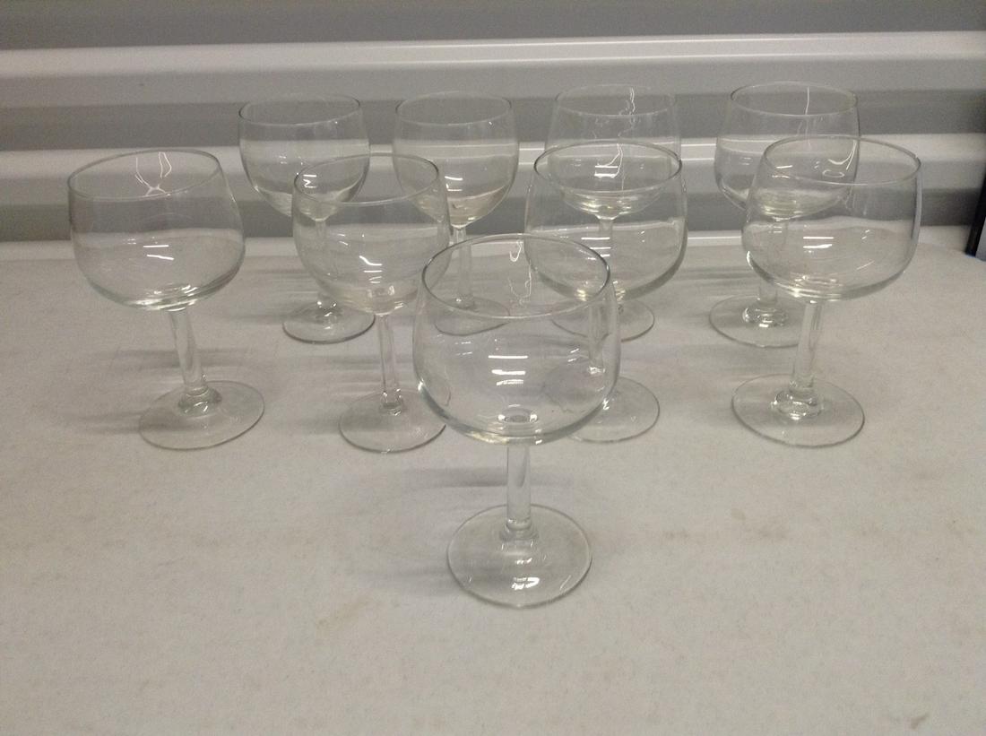 Lot of wine glasses marked France: Lot of wine glasses marked France
