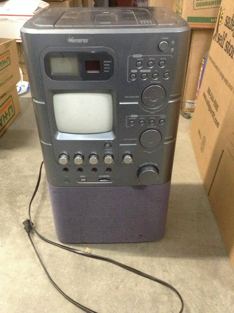 Memorex Karaoke Machine (1 of 1)