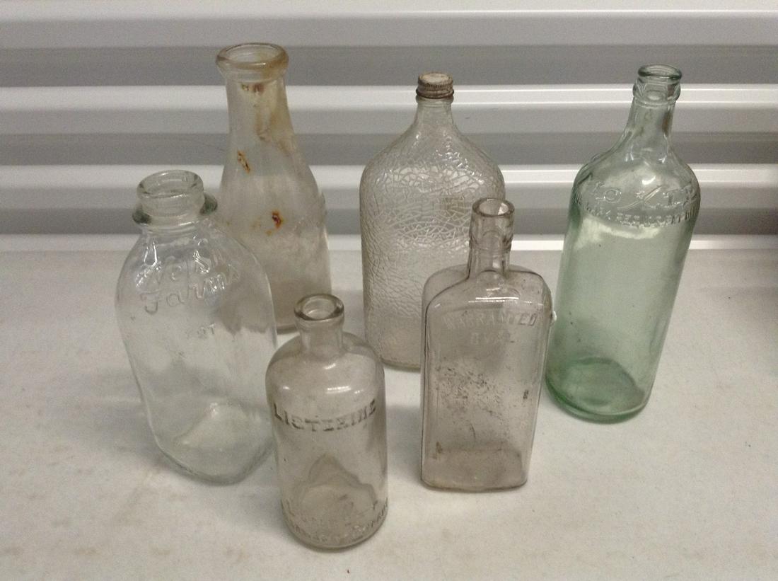 Lot of old dairy and other bottles: Lot of old dairy and other bottles