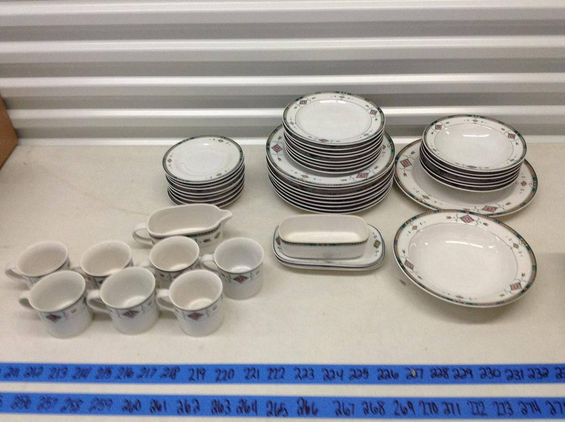 Studio Nova China Set (1 of 1)