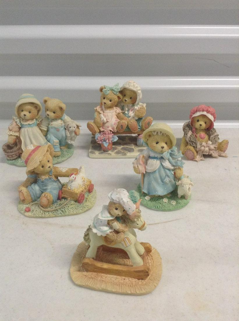 Lot of Signed and numbered Cherished Teddies: Lot of Signed and numbered Cherished Teddies
