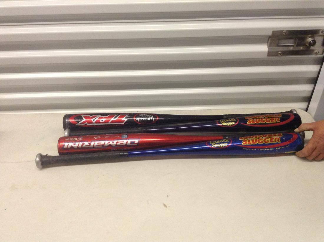 Lot of Louisville Slugger baseball bats (Loretta): Lot of Louisville Slugger baseball bats (Loretta)