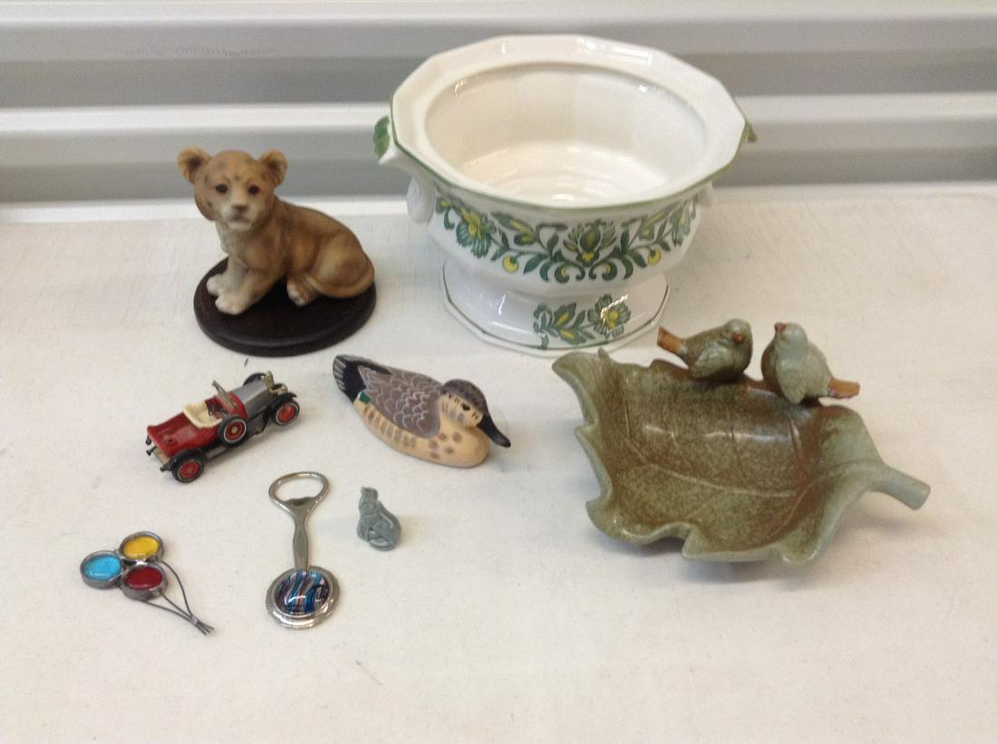 Art Glass Bottle opener, Wade Tea figure and more (1 of 1)