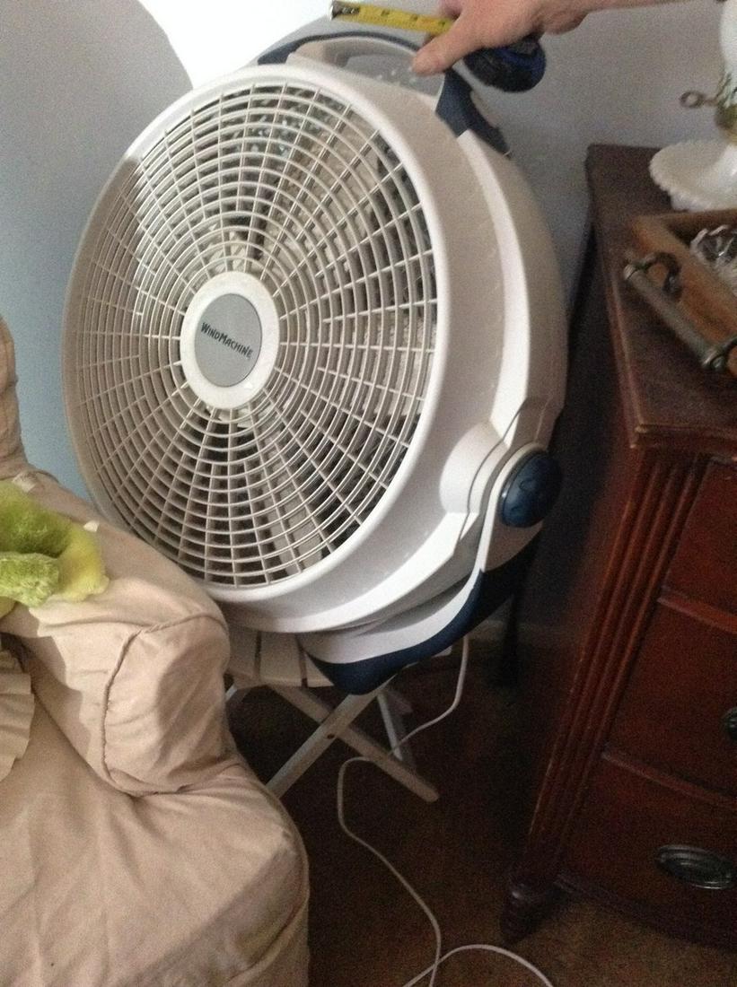 Wind Machine Stand-Up Fan (1 of 1)