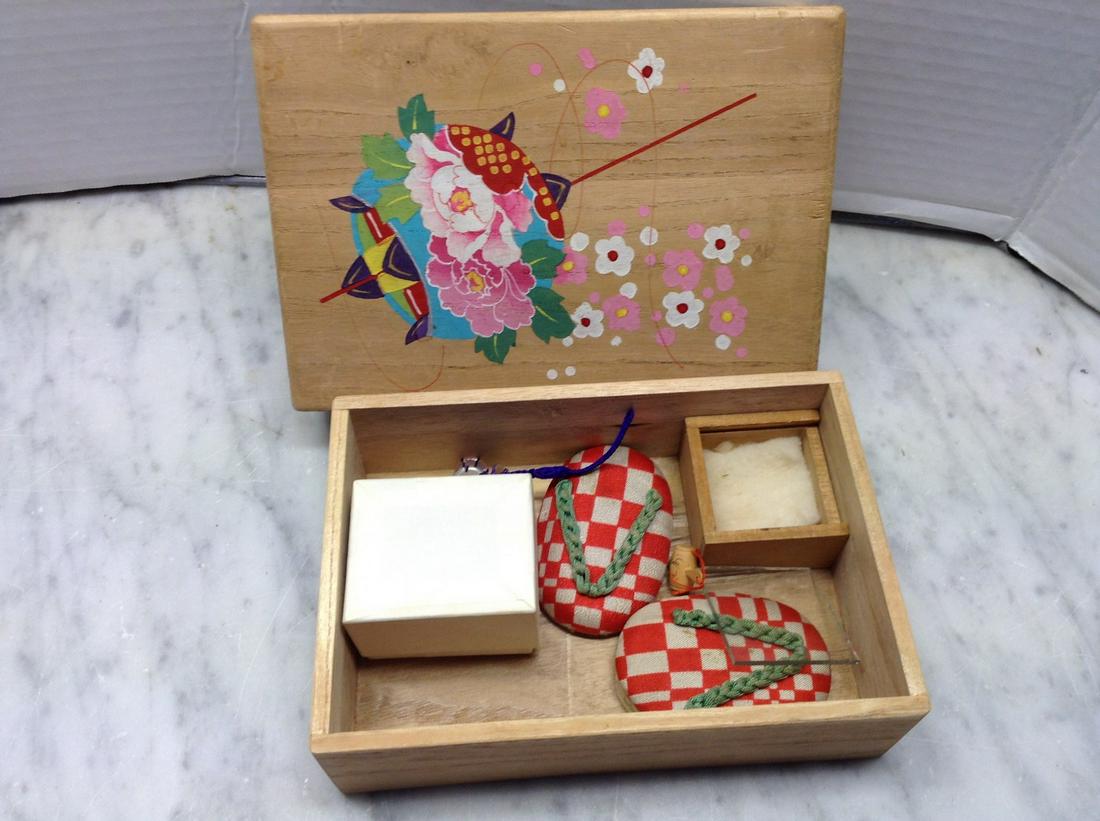 Newark Museum Box Doll Making Kit (1 of 1)