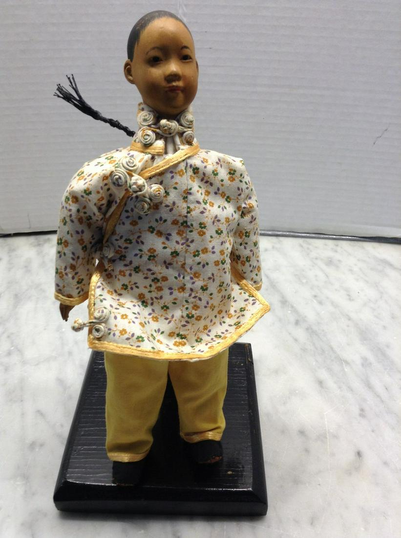 Newark Museum Costume Figurine (1 of 1)