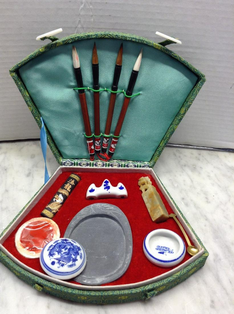 Newark Museum Asian Paint Set (1 of 1)