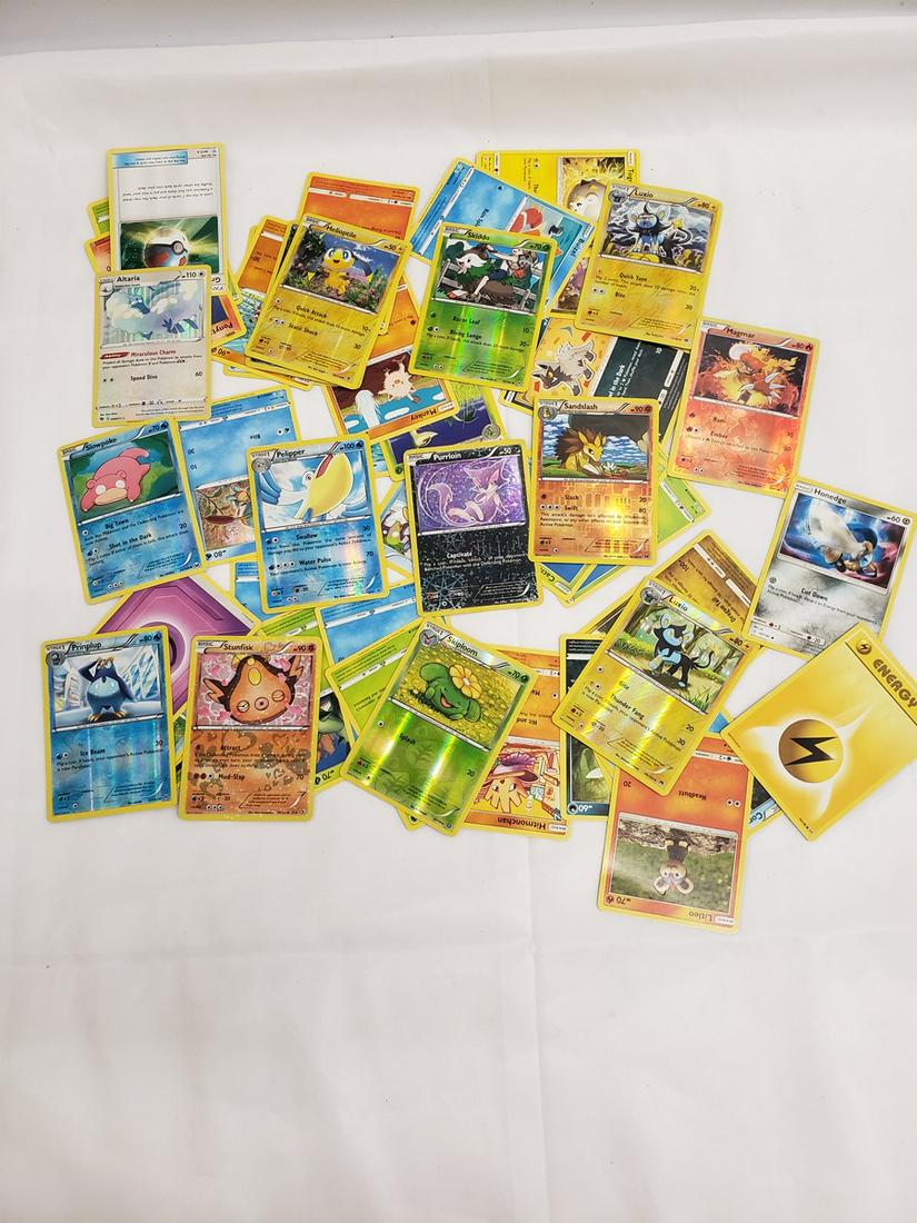 Lot of Pokemon cards - foils and non foils (1 of 1)