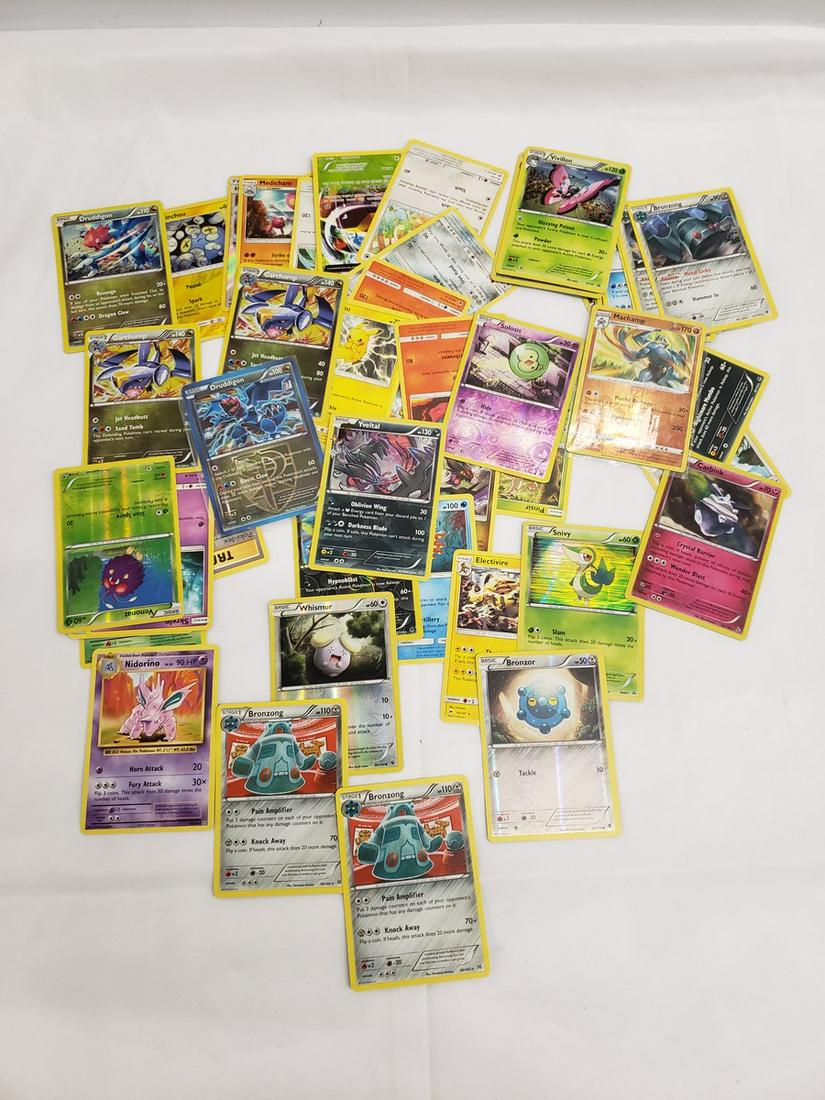 Lot of Pokemon cards - foils and non foils (1 of 1)