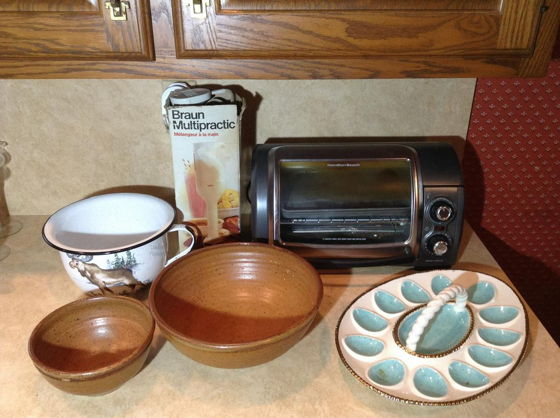 Small Appliances, Painted Enamel bowl, Atlantic Mold (1 of 1)