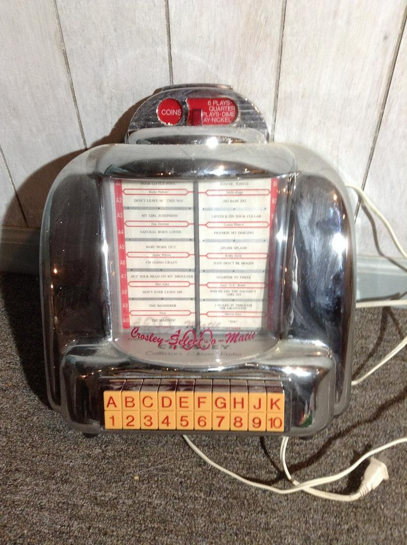 Crosley Collectors Edition Radio Jukebox: Crosley Collectors Edition Radio Jukebox