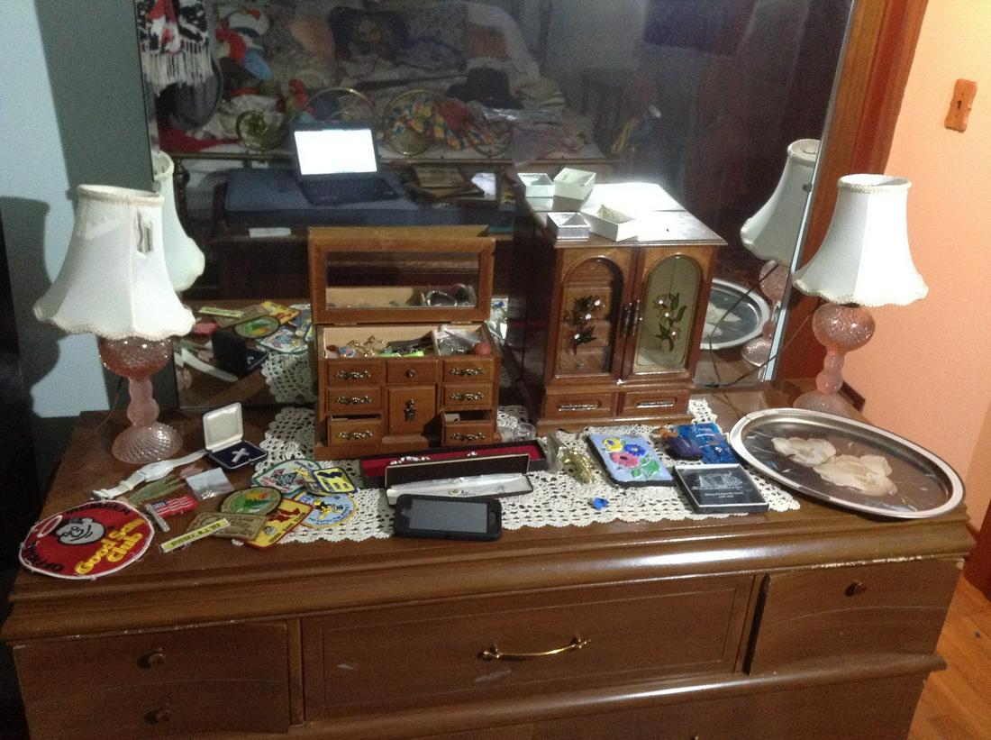 Contents of Dresser (1 of 1)