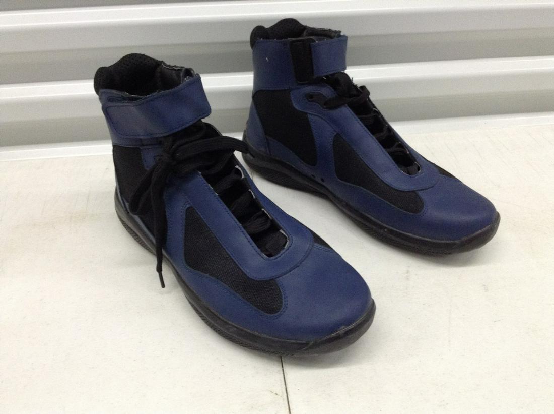 Prada sneakers Mens size 9 1/2: Prada sneakers Mens size 9 1/2