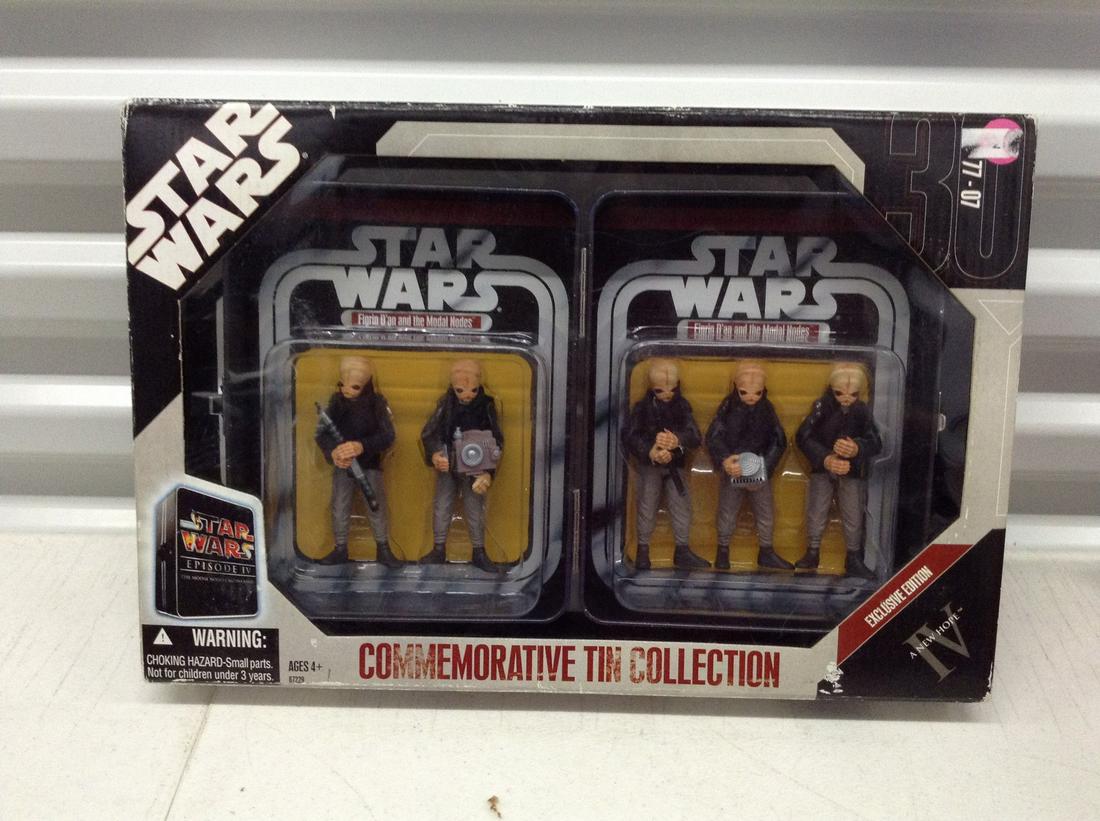 Star Wars Action Figures NIB with Commemorative Tin (1 of 1)