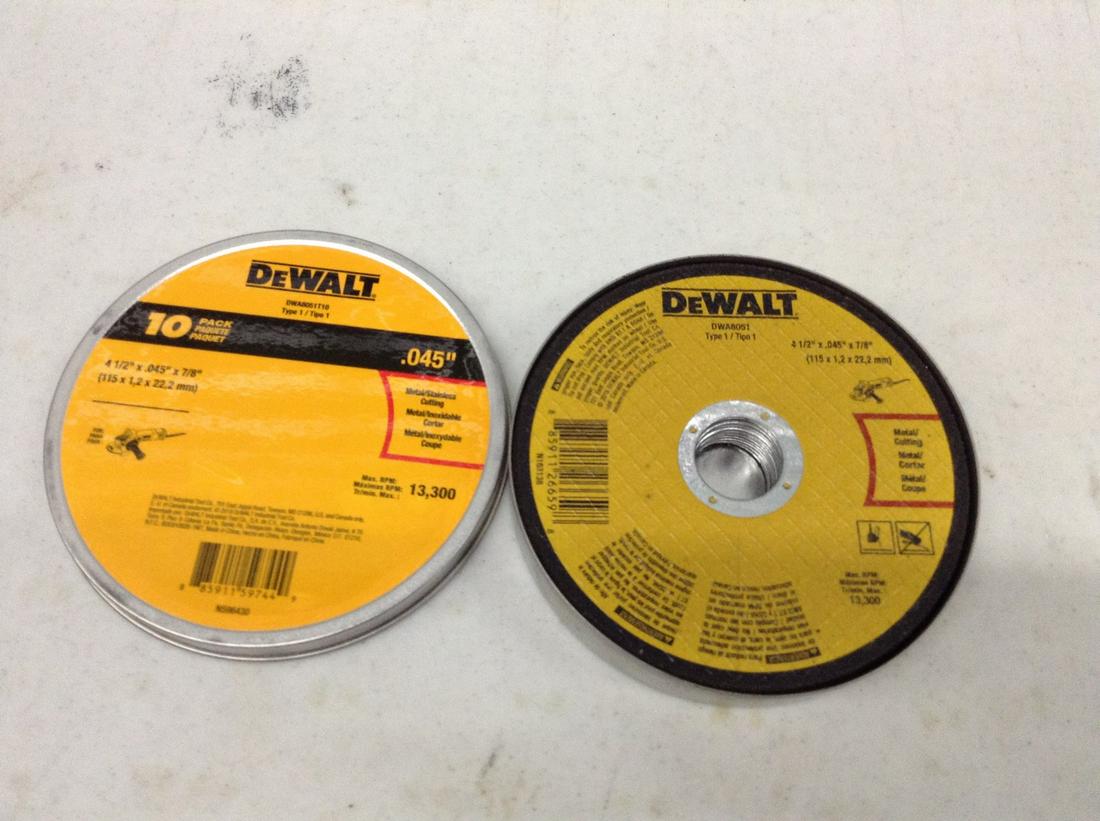 DeWalt 10 Pack of Grinding Disks: DeWalt 10 Pack of Grinding Disks