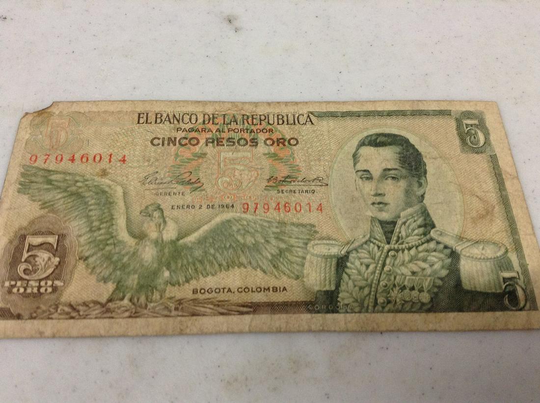 5 Pesos: 5 Pesos